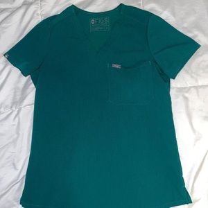 Figs Hunter Green Catarina one-pocket scrub top